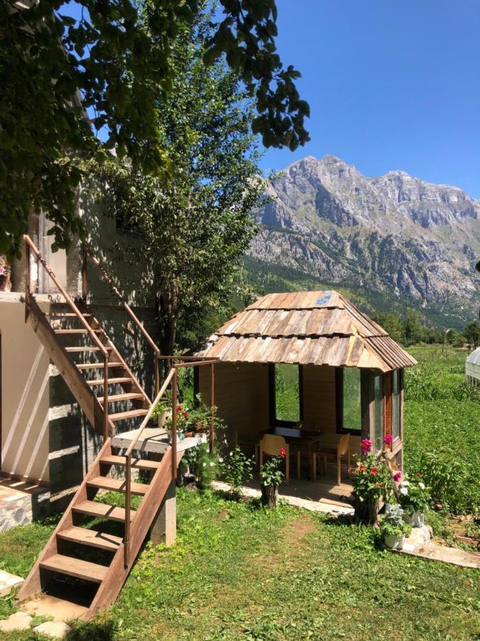 Guest House Ledio Valbone Exterior foto